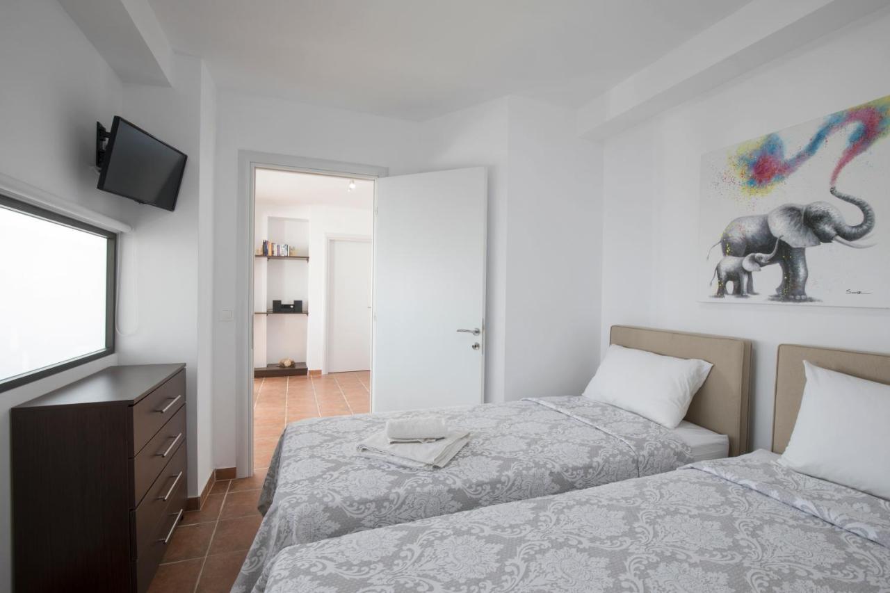 Kalma Villas Неа Мудания Екстериор снимка