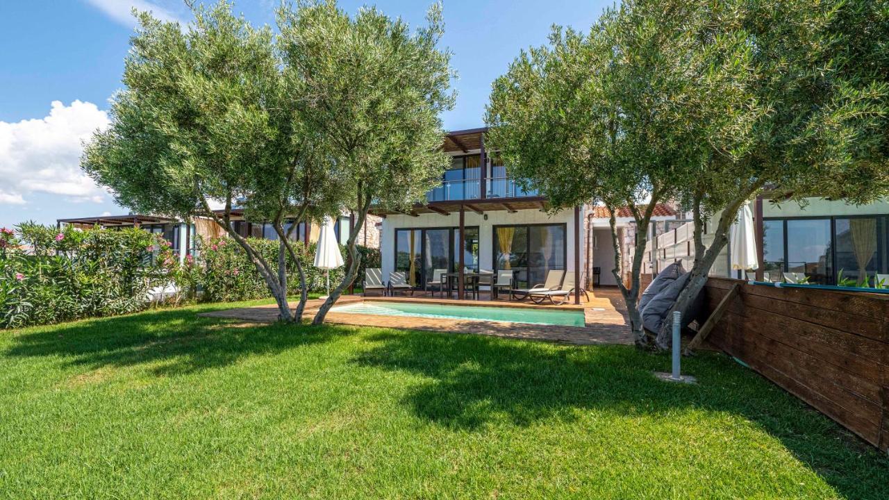 Kalma Villas Неа Мудания Екстериор снимка
