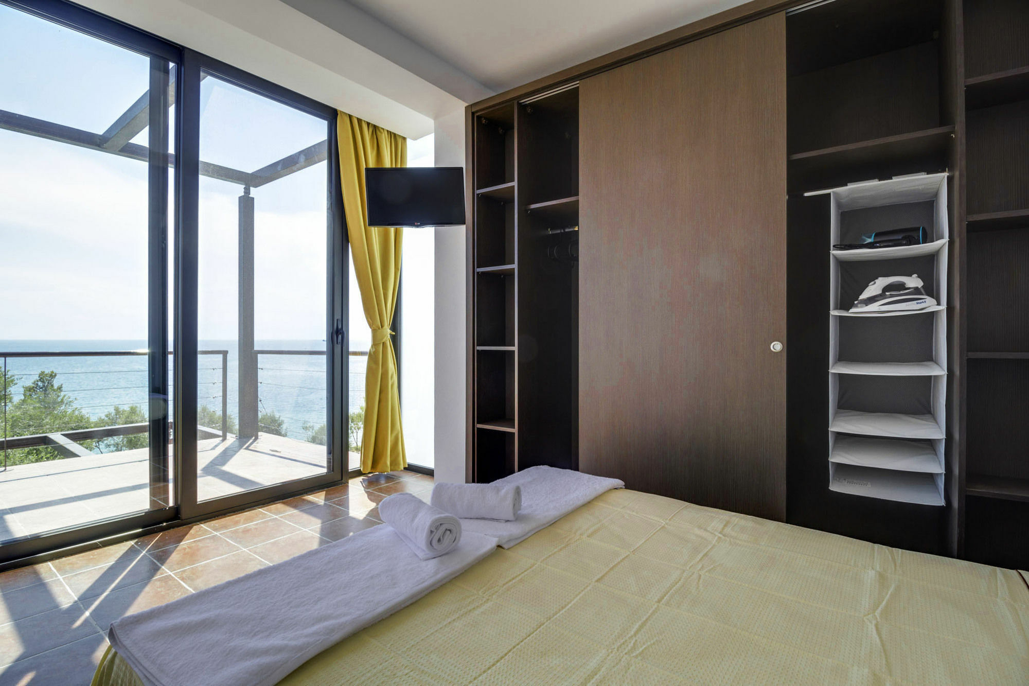 Kalma Villas Неа Мудания Екстериор снимка